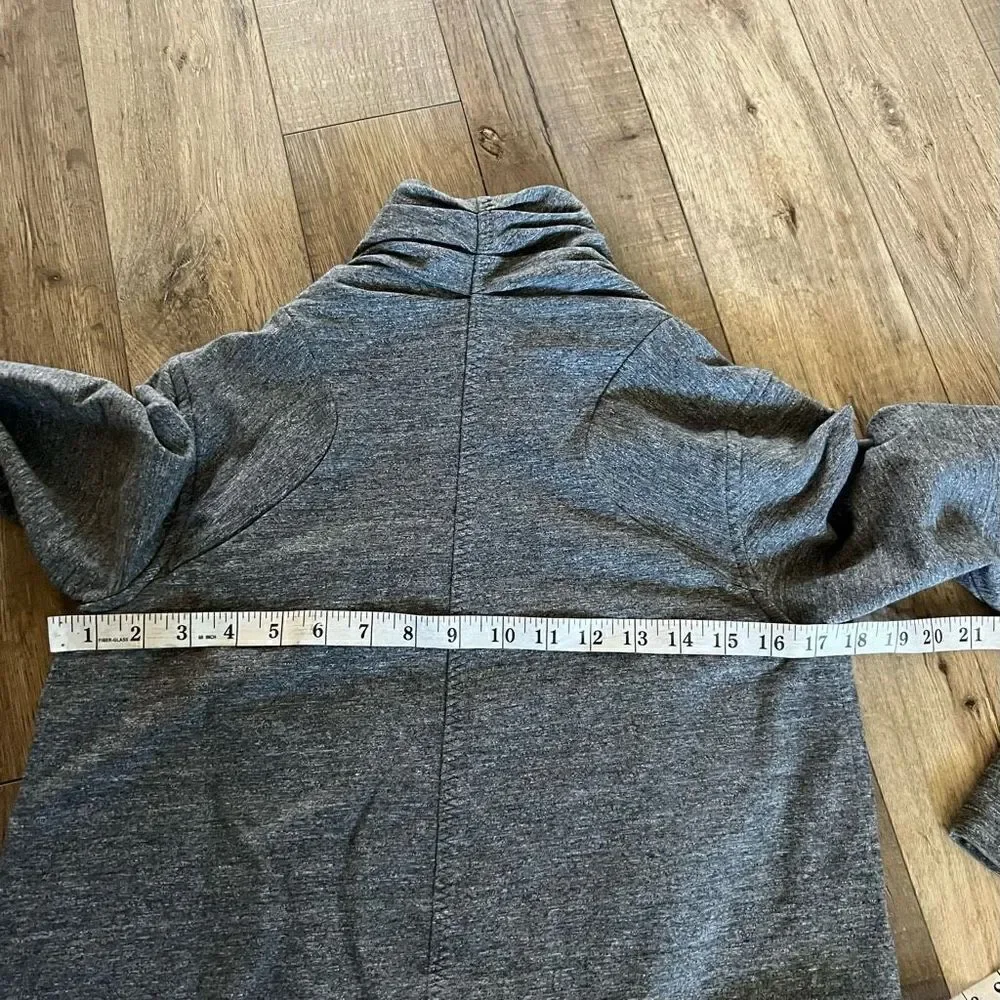 Lululemon That's a Wrap Jacket Grey Size 6